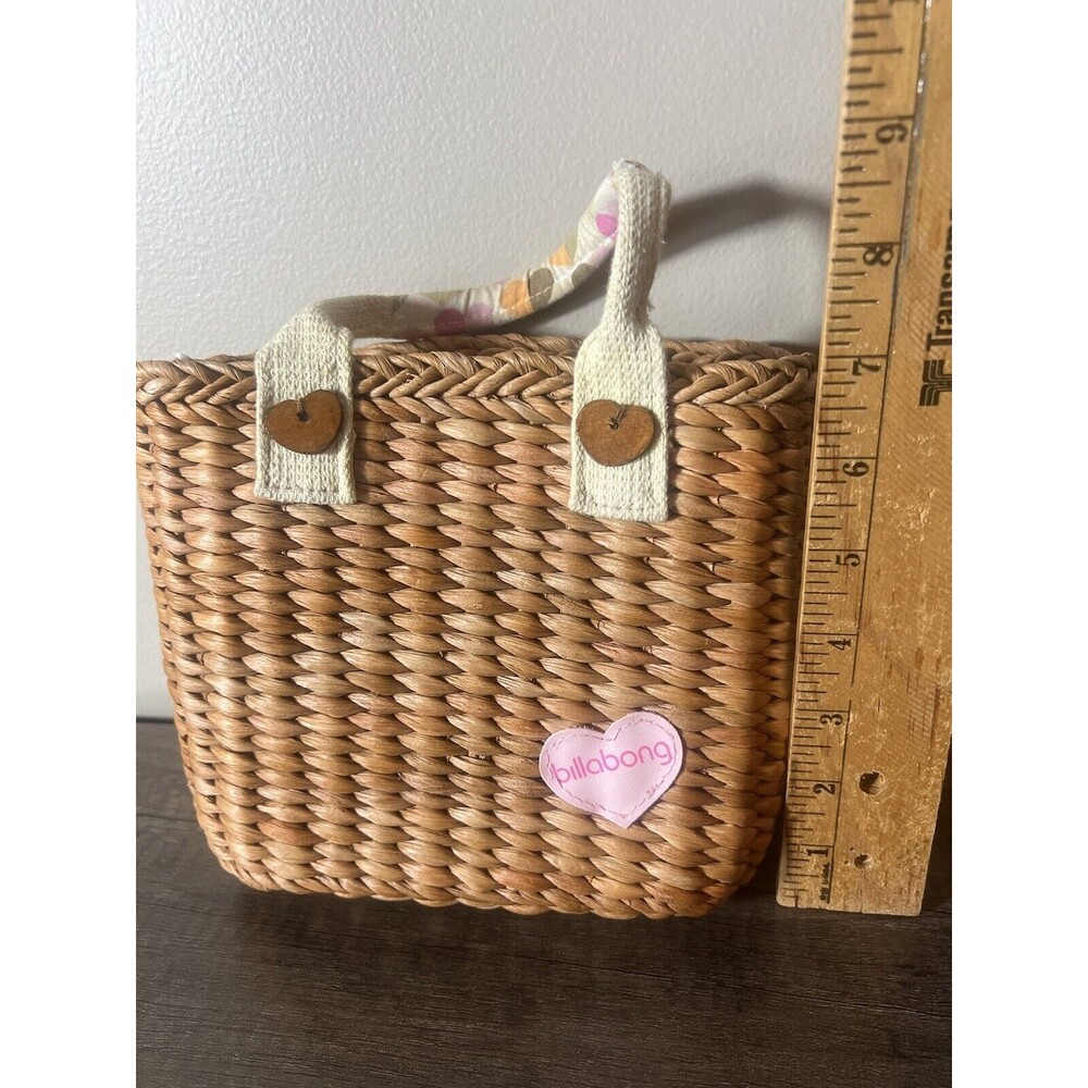 BILLABONG Womens Mini Basket Bag With Drawstring All Over Hearts Liner - Picture 9 of 10